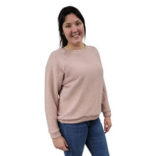 WOMEN'S CREWNECK SCOTLAND KNIT SWEATER PINK