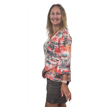 WOMEN'S LIVV TOP BELL SLEEVE ABSTRACT RED