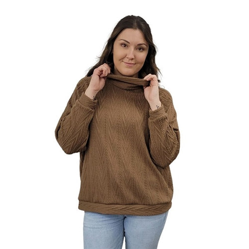 WOMEN'S TURTLENECK CABLE KNIT SWEATER MOCHA