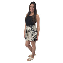 WOMEN'S WRAP SHORTS FLORAL BLACK/CREAM